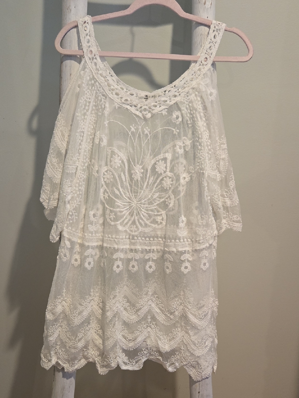 Cupshe White Floral Eyelet Lace Top Swim Coverup Size Medium